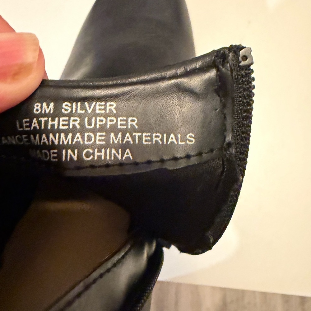 Levity Silver Black Leather Ankle Boots Stiletto Heel Pointed Toe Booties 8M - Picture 8 of 8